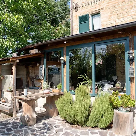 Vacanze Floriana Villa SantʼAngelo in Lizzola